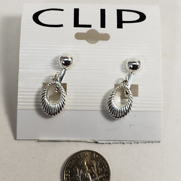 Women's Stunning Polished Silver tone Dainty Hoop Clip-on Drop Earrings, 1-inch - Picture 6 of 8